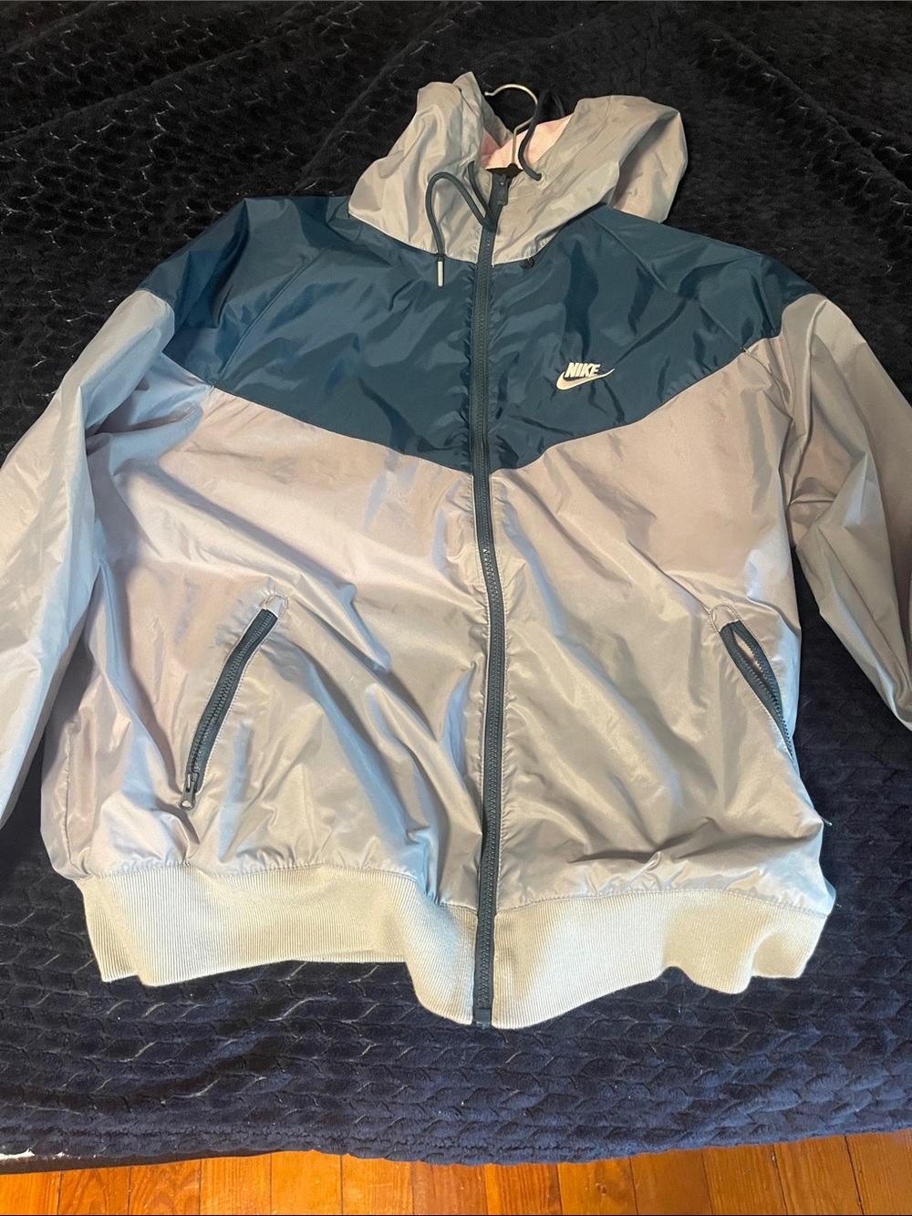 Nike men’s  Hooded Rain Jacket in Blue and Light Gray